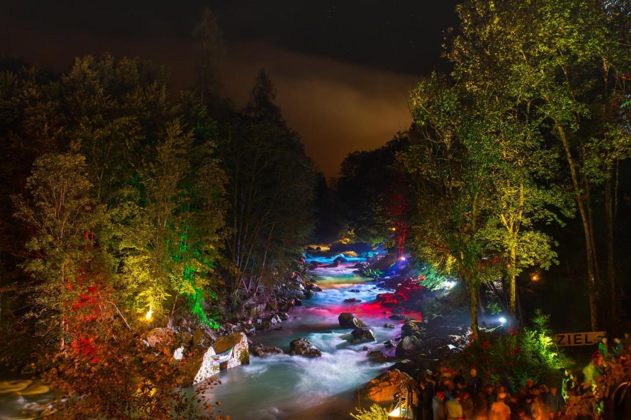Schlosspark Grubhof - Mitterer Sankt Martin bei Lofer Exterior foto